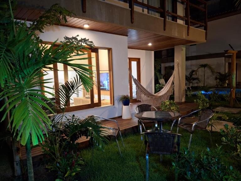 Residencial VillaBella casa 3 Quartos, piscina, na Vila junto ao Centro e Praia - Chambres d'hôtes Maraú