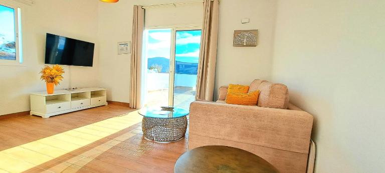 Calma View Jacuzzi - B&B Tarajalejo