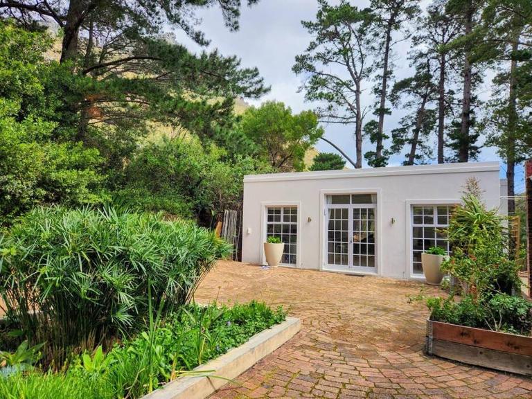 Mountain Vineyard Cottage - B&B Cape Town