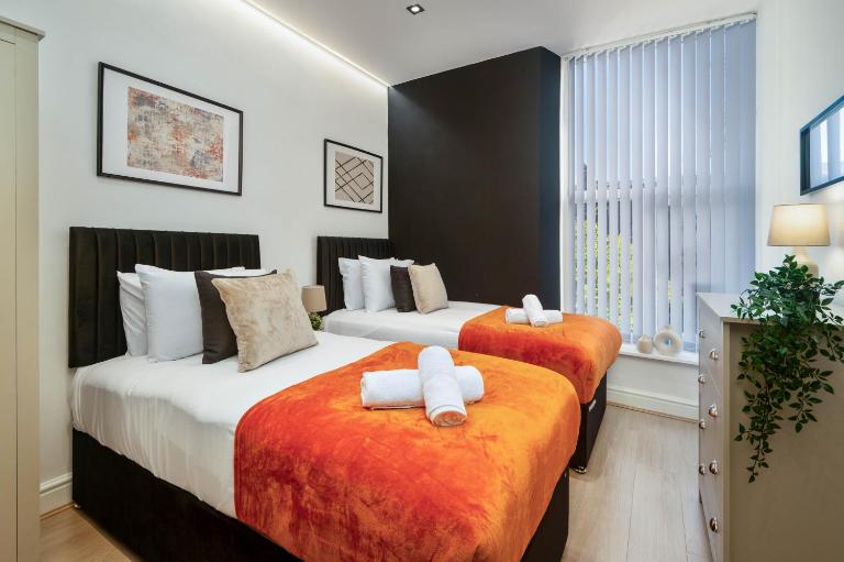 Layla Apt 4 - Central Stay with Parking - B&B Liverpool