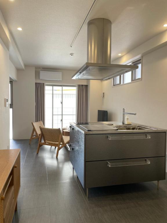 国際通りまで30秒 1日1組限定の貸切ステイ - B&B Naha