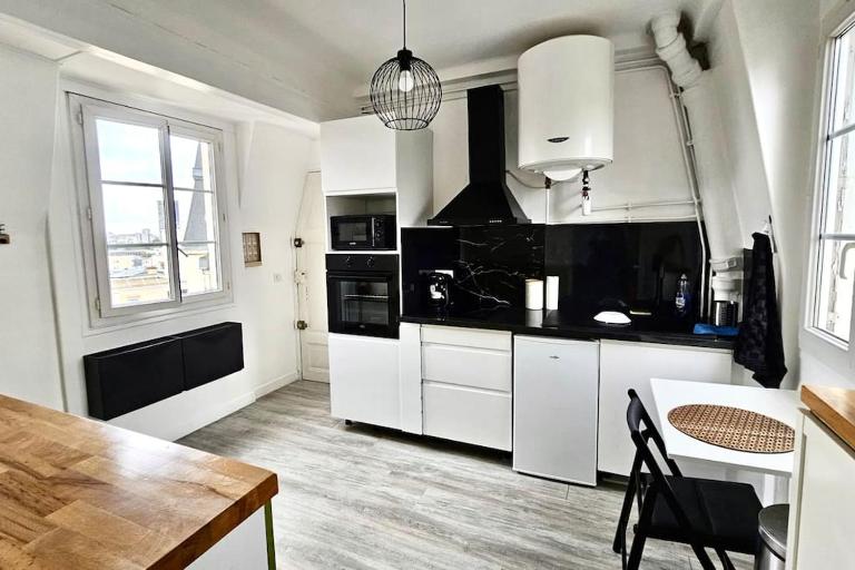 Appartement avec vue tour Eiffel, emplacement parfait ligne 14 - B&B Gentilly