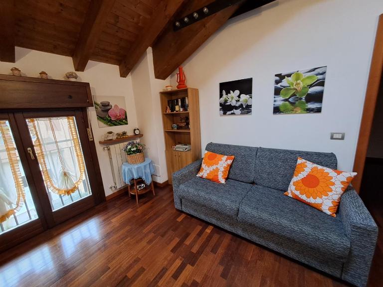 CASA BEA Elegante mansarda vicina a Fiera - B&B Pero