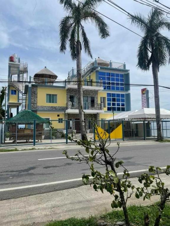 678 sugar shack beachhouse - B&B Toledo City