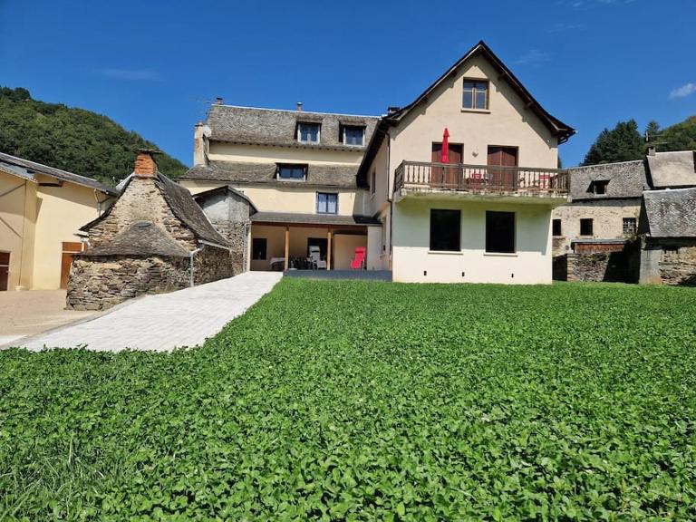 Maison Vidal, au pied de l'Aubrac - B&B Coubisou