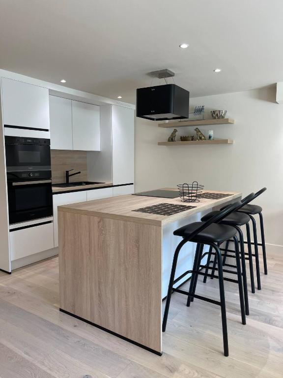 Modern Flat With Garden - Chambres d'hôtes Ostende