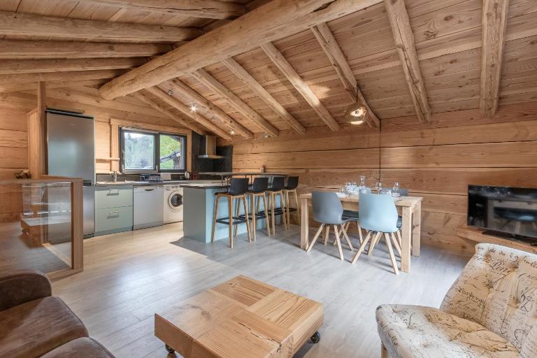 Le Grand Champs - Chalet prive avec terrasse et vue - B&B Chamonix