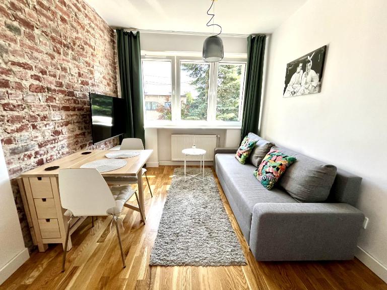 Fantastays - Pine - Ferienwohnung Wroclaw