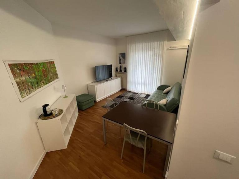 Appartamento spazioso in centro - B&B Piacenza
