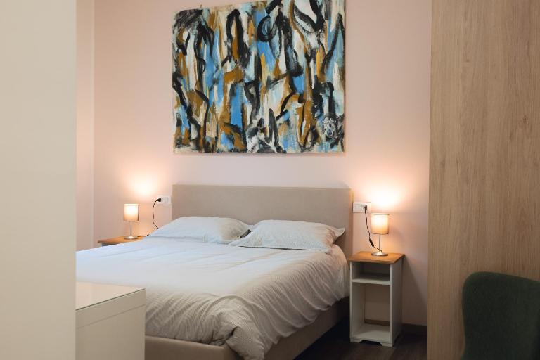 Vikos Lodge - Bed and Breakfast Bologna