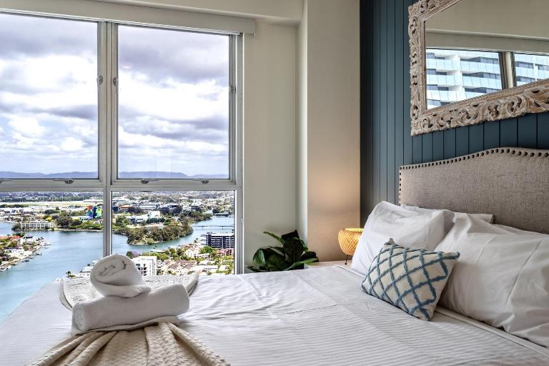 Panoramic Retreat by Inn Paradise - B&B Gold Coast