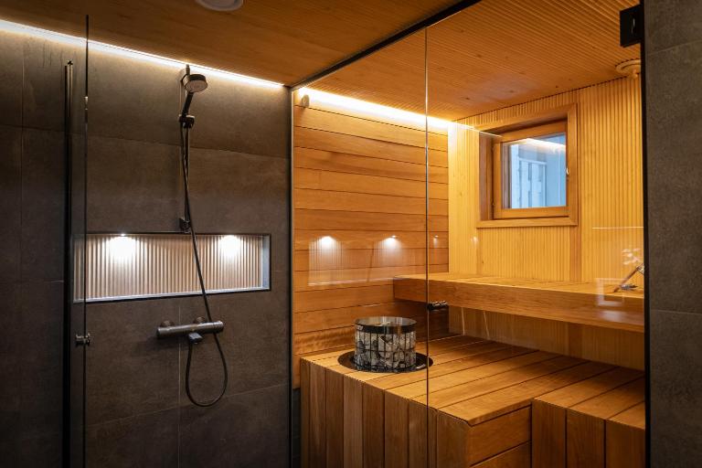 Aurora Chalet with Sauna by Booklapland - B&B Rovaniemi