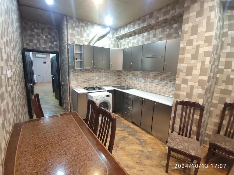 3 комнат 15 минут до Баку - B&B Khirdalan