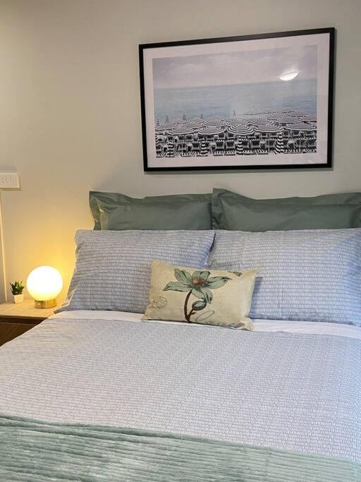 MEPLE Tiny Home, Pets Walk2Food WiFi Private Serene - Tassie Ferry Short Drive - B&B Narrallen