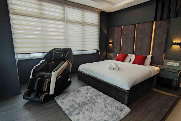 BA747 Ace - Riverine Diamond Kuching - Bed and Breakfast Kuching