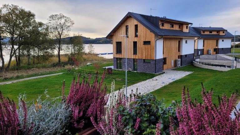 Apartmán AMALI Deluxe - Chambres d'hôtes Černá v Pošumaví