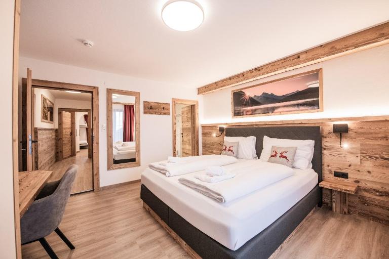 Astenhof Familie Hummel - B&B Fügen
