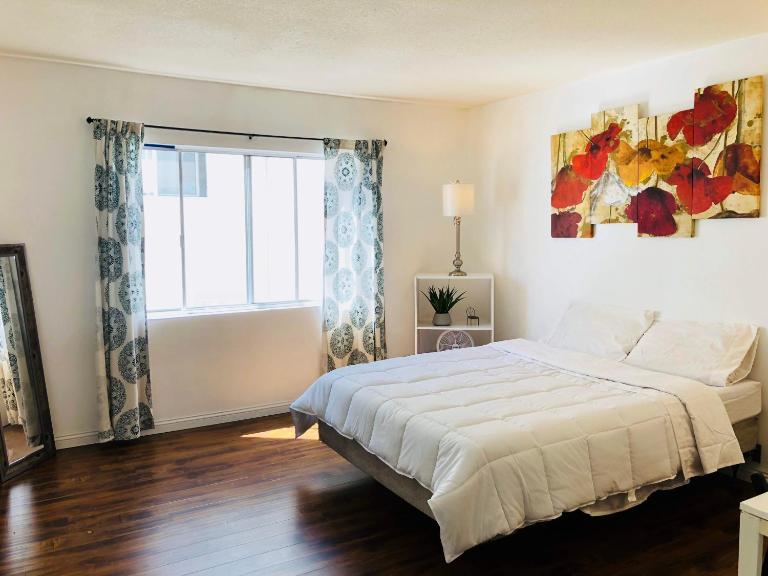 Coastal Comfort Homestay in Santa Monica - B&B Los Angeles