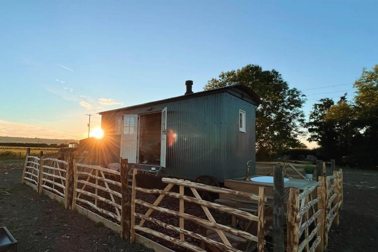 The Romney by Bloom Stays - B&B Ashford