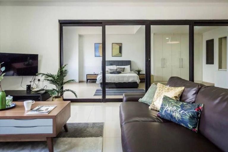 Relax Suite Encorp Residence -Alpha IVF-Mall - Chambres d'hôtes Kota Damansara