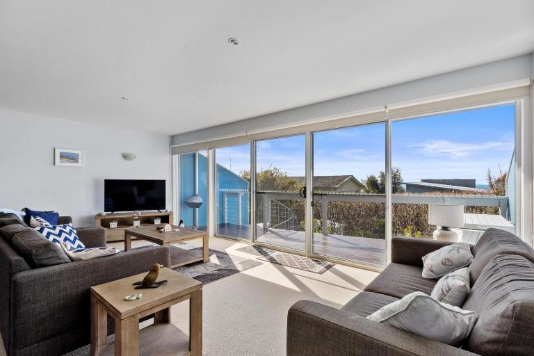 Osbourne walk to beach - B&B Cowes