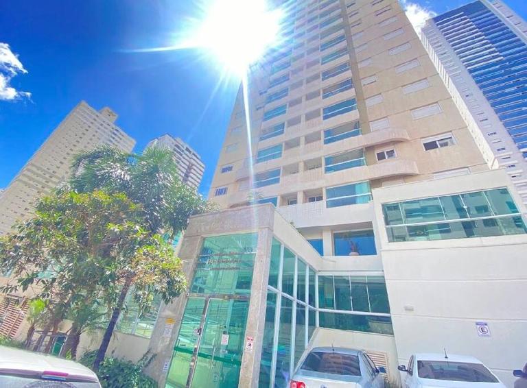Super luxo! 3 Ares splits! Pontal Premium Bueno! A 800 metros do Albert Einstein! Ao lado do Marista! - B&B Goiânia