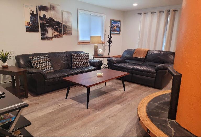 Alaskan Pipeline Place - Ferienwohnung Fairbanks