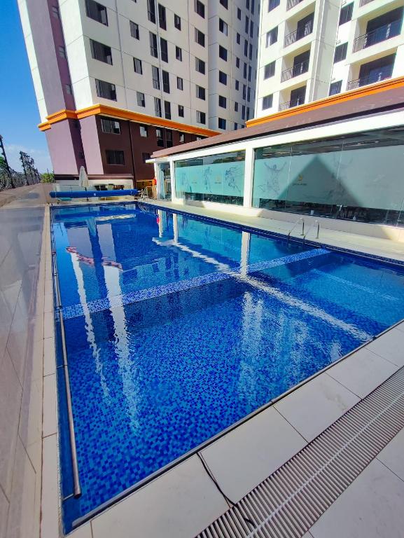 Modern 1 bedroom with Heated pool and gym - B&B Nairobi