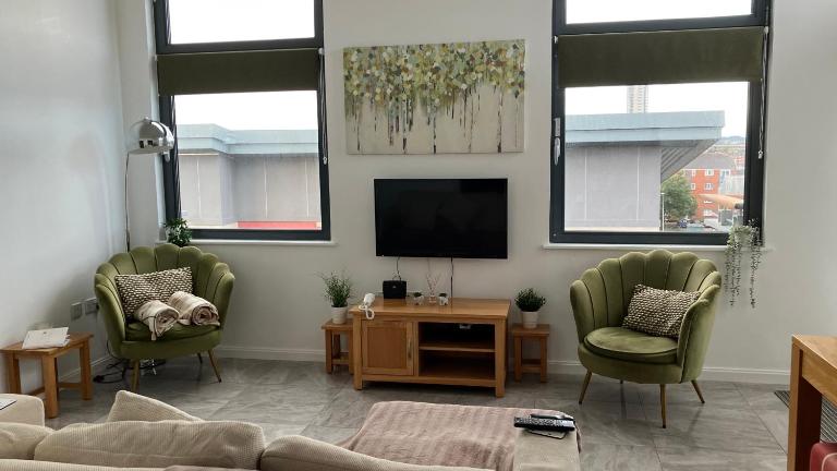 Swansea Bay, Marina, Swansea Arena, Beach & City - Bed and Breakfast Swansea