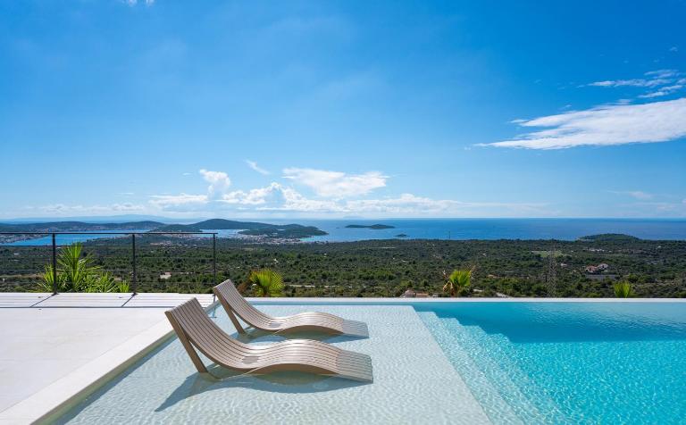 Luxury, seaview Villa Grandeca - Chambres d'hôtes Rogoznica