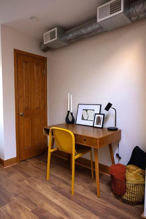 Charming and Cozy Studio in DT Northfield - B&B Northfield