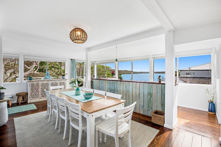 Pipe Dream - River Frontage with Amazing Views - Bed and Breakfast Wooli