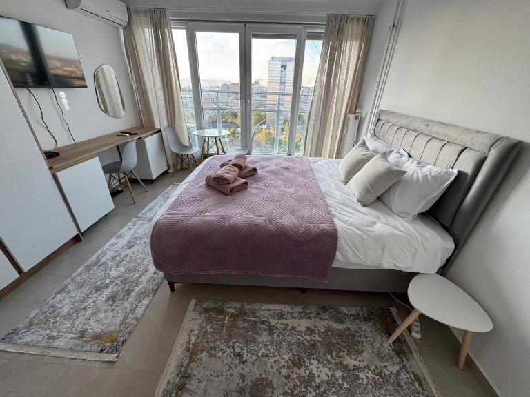 Skyline Prishtina Studio Apartment - B&B Pristina