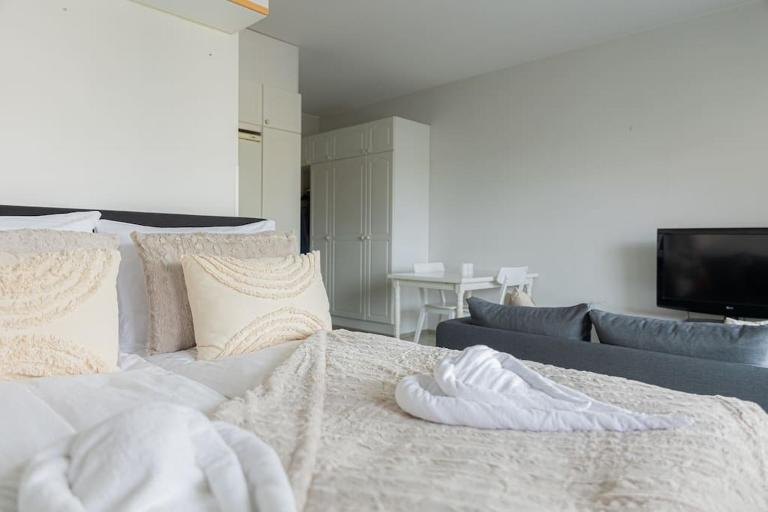 Studio apartment on Freedom street By BookLapland - B&B Rovaniemi