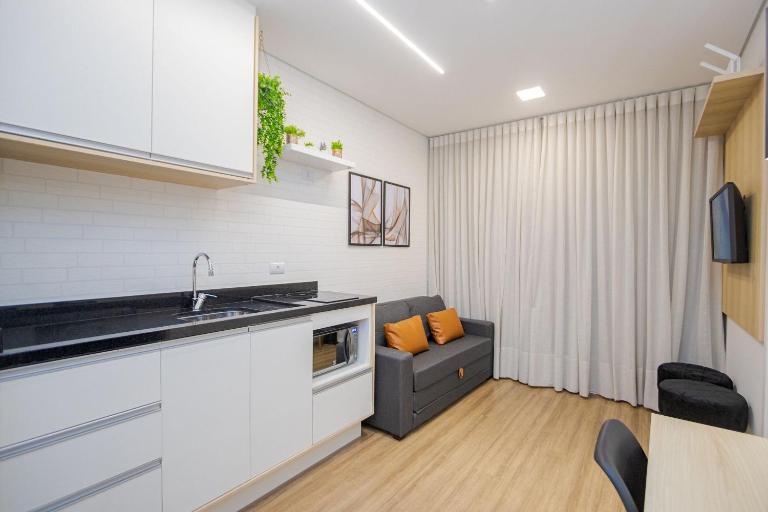 Apartamento de 1 Quarto no New Faivre - FAI0906 - B&B Curitiba