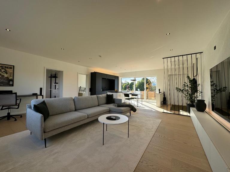 Neues Repräsentatives Designer Loft im Herzen Bayerns - B&B Zolling