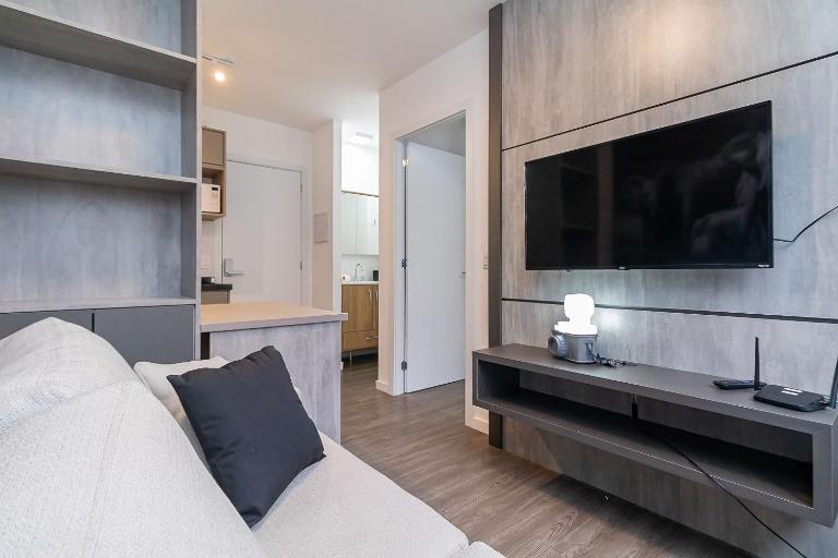 Apartamento Safari de 1 Quarto com Vaga - PRI1401 - Chambres d'hôtes Curitiba