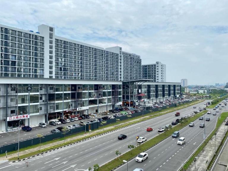 Asian Homes - The Podium, Kuching 3BR - Ferienwohnung Kuching