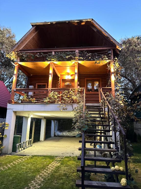 Tisza-Parti Rönkház Tokaj - B&B Rakamaz