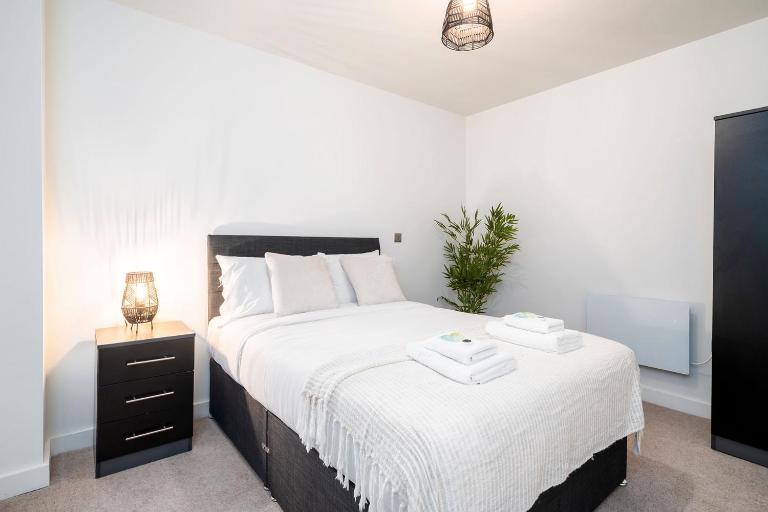 City Escape - Chic 1 Bed Apt in Central Leeds - B&B Leeds