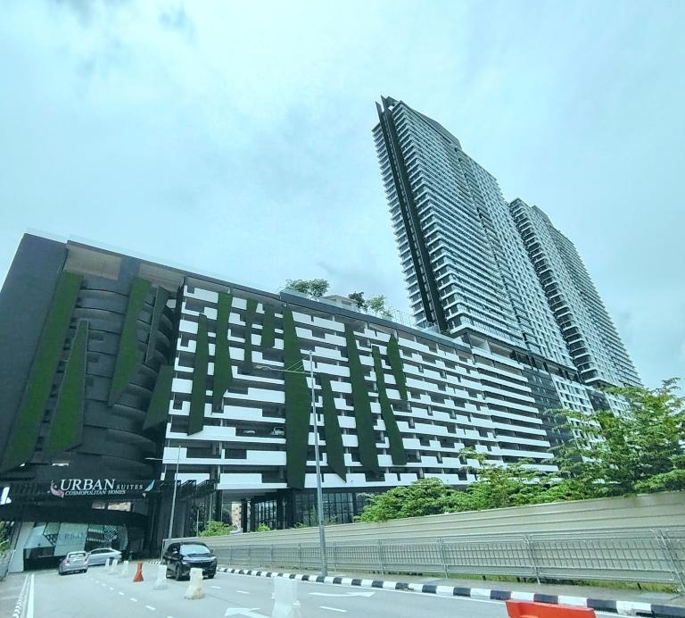 Georgetown Classic Collection 3BR-10PAX - Bed and Breakfast George Town