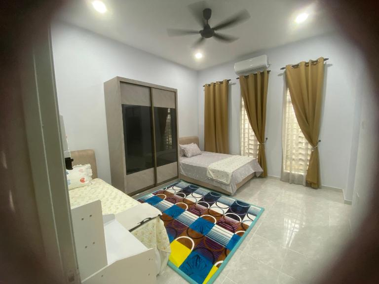 Homestay Mak Arah 2 MU5L1M shj - B&B Kampong Kemaman