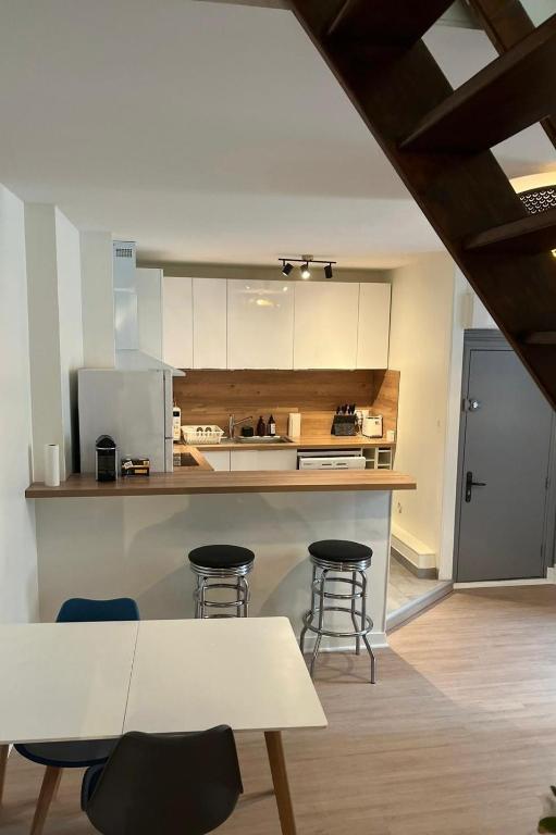 Halle aux Blés- Appartement au Centre Historique - Chambres d'hôtes Bourges