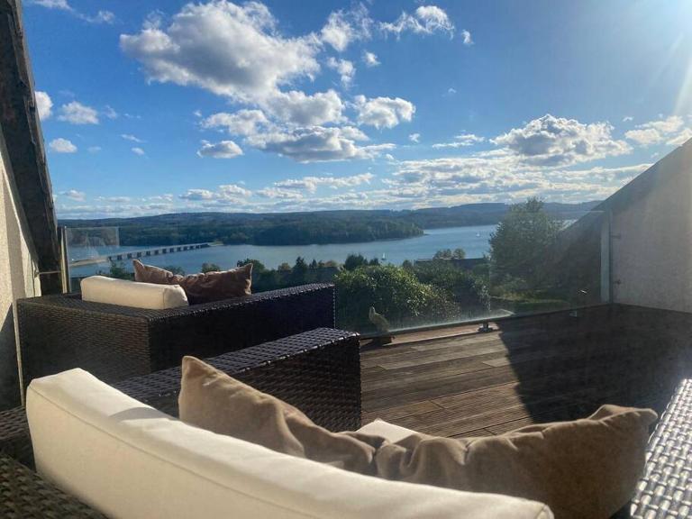 Villa Kaja 1 - Kamin - Pool - traumhafter Seeblick - Ferienwohnung Delecke