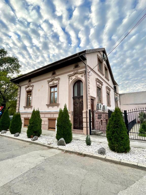 UrbanK Apartment - Self check-in - Bed and Breakfast Timişoara