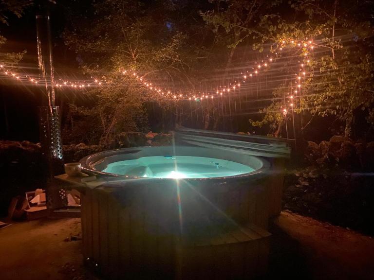 Paradis Secret -Bain et Sauna NORDIQUE - Ferienwohnung Saint-Chels