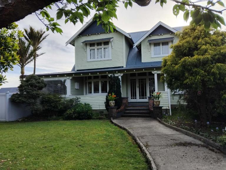 LLU Homes - Bed and Breakfast Westport
