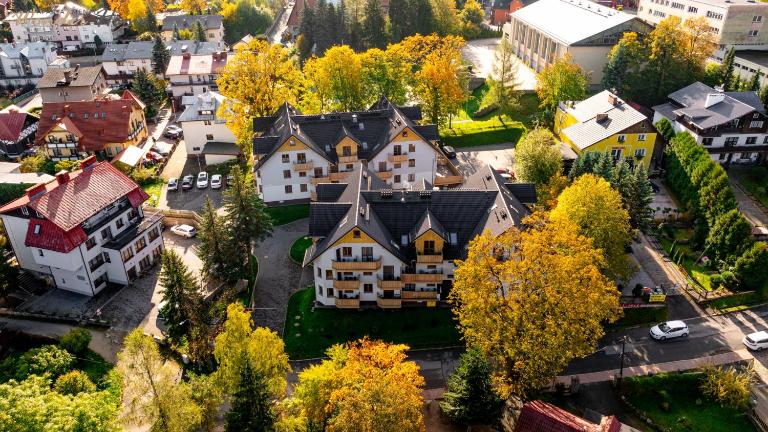 Wonder Home - Apartamenty położone blisko deptaka, licznych restauracji i sklepów - Chambres d'hôtes Karpacz