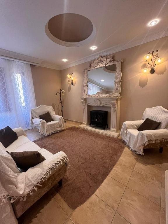 Spacious Flat Near Valletta & Waterfront - Ideal Location - Ferienwohnung Floriana