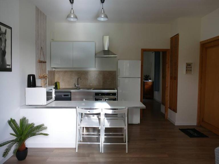 Gite 4 personnes dans un domaine équestre - B&B Caille